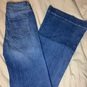 Wide leg Flare Jeans!!